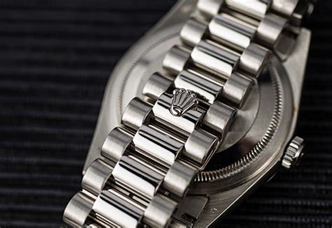 rolex presidential vs datejust|rolex datejust with president bracelet.